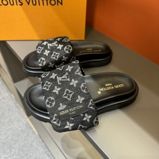 Louis Vuitton Slippers